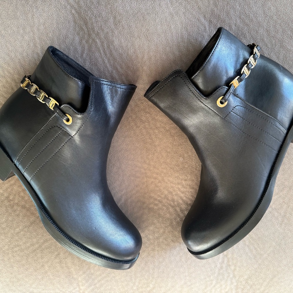 Salvatore Ferragamo Wedged Heels Black Leather Anfle Boots Booties Women 36.5